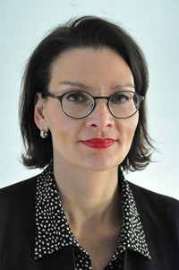 Professor Dr Yvonne Schoper